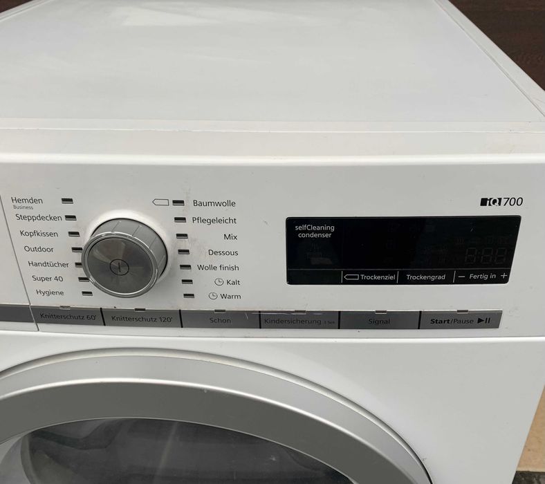 Сушка ідеальний стан Siemens IQ700 тепловий насос 9кг компресор 1000Вт