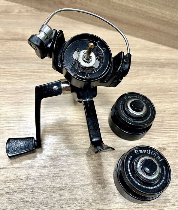 Kołowrotek kolekcjonerski ABU Garcia Cardinal 152 fabryczny zestaw