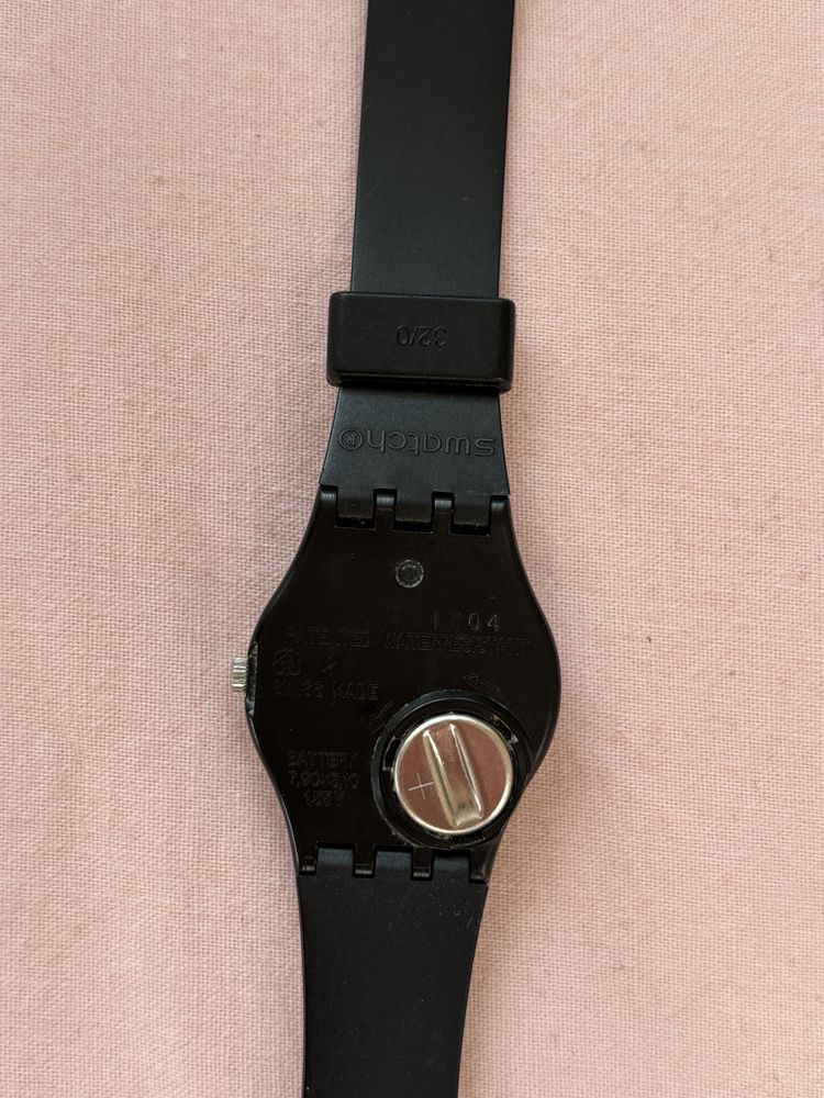 часы наручные годинник SWATCH lb153