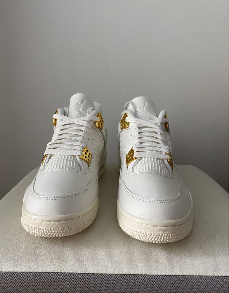 Nike Jordan 4 Sail Metalic Gold