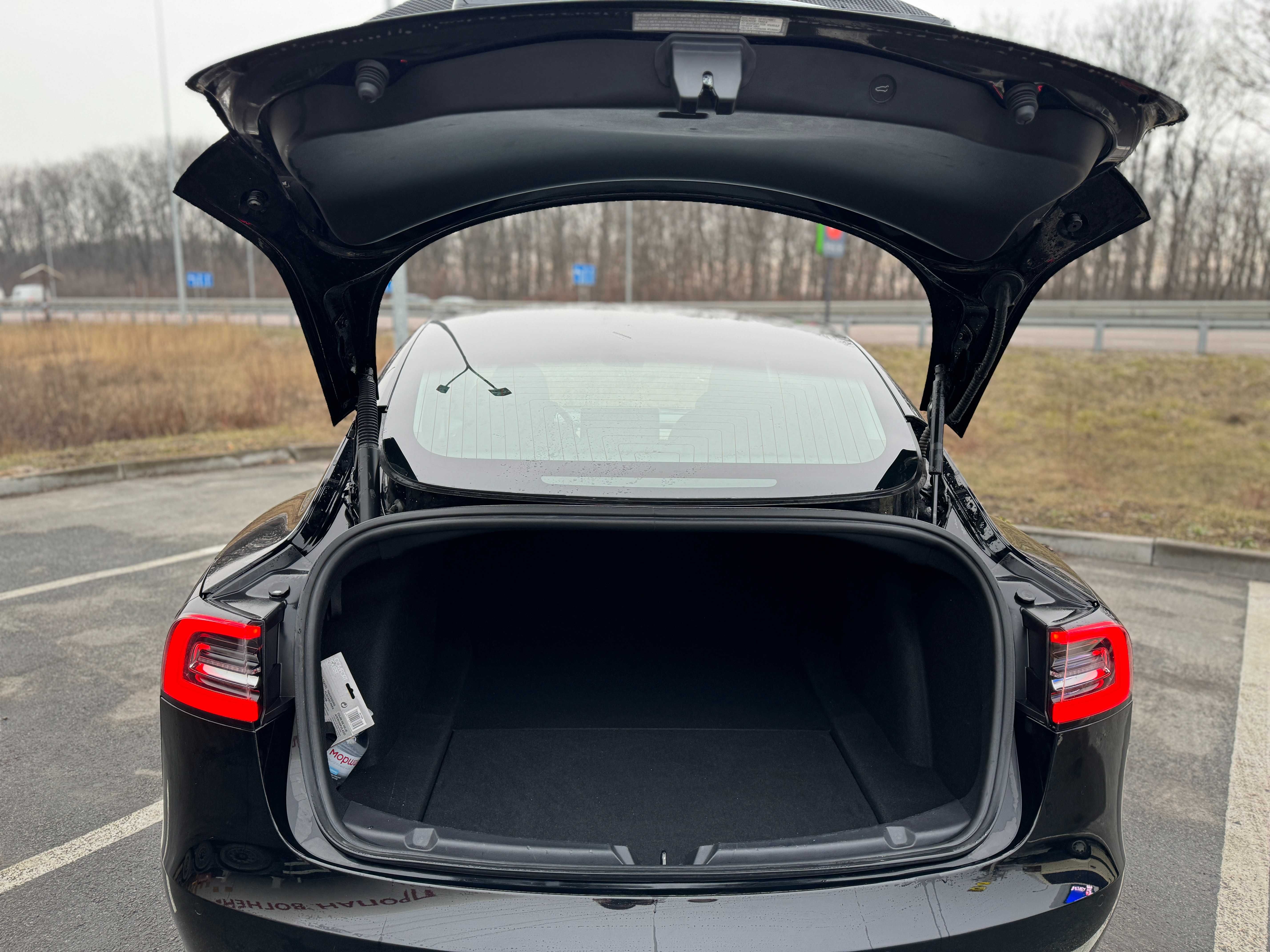 Tesla model 3 Long range