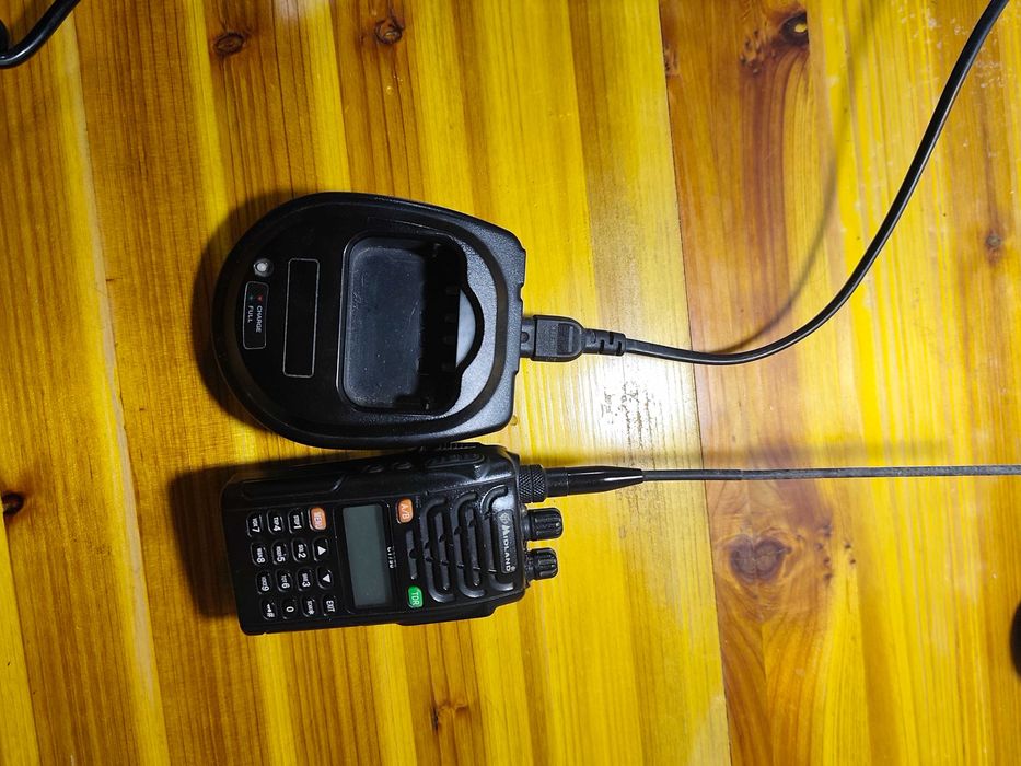 Radio Portátil Midland CT-790