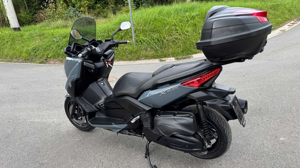Yamaha xmax 400 X-MAX duży kufer PIĘKNA bez wkładu NISKI PRZEBIEG