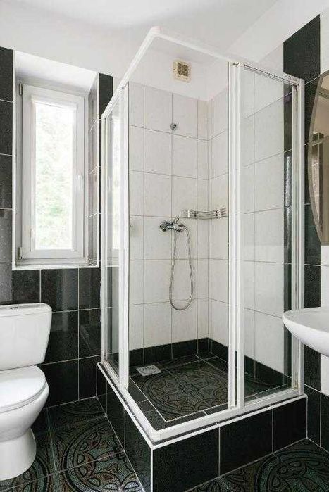 New hostel Warszawa Pokoje 1-, 2- i 3-osobowe z łazienką Хостел UA/RU