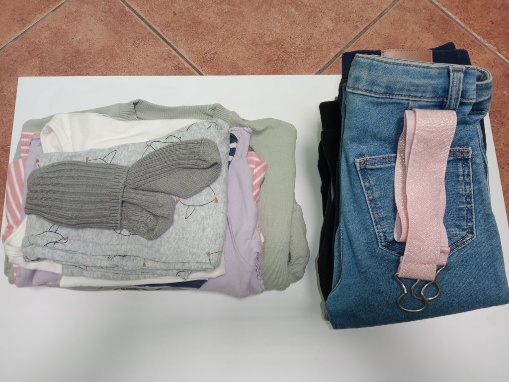 ZARA r.116 paka ubrań,zestaw,bluza,spodnie,leginsy,jeansy,koszulka.