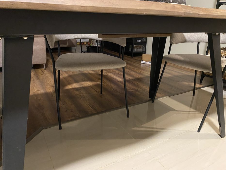 Sprzedam stół kuchenny