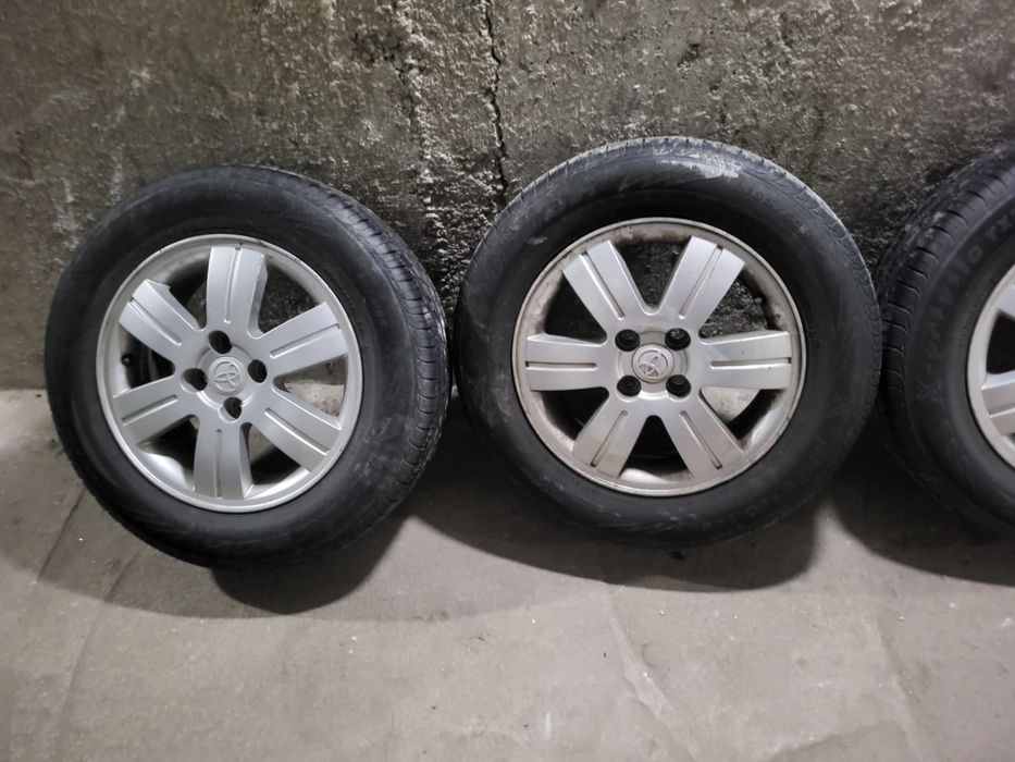 Alufelg z oponami - Dot22  4x100 komplet