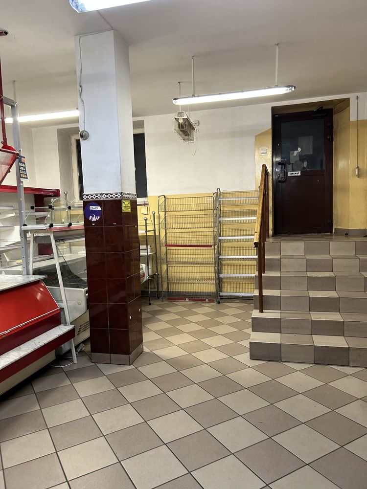 Lokal 50m2 pod działalność