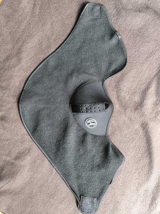 Maska rowerowa zimowa na twarz i szyję polarowa