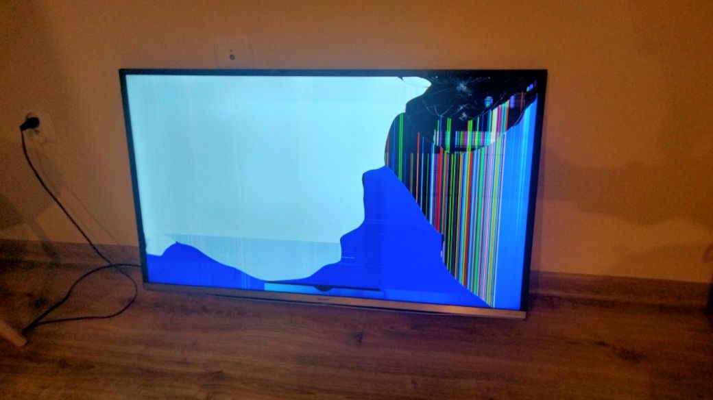 Telewizor SHARP AQUOS 40 ''