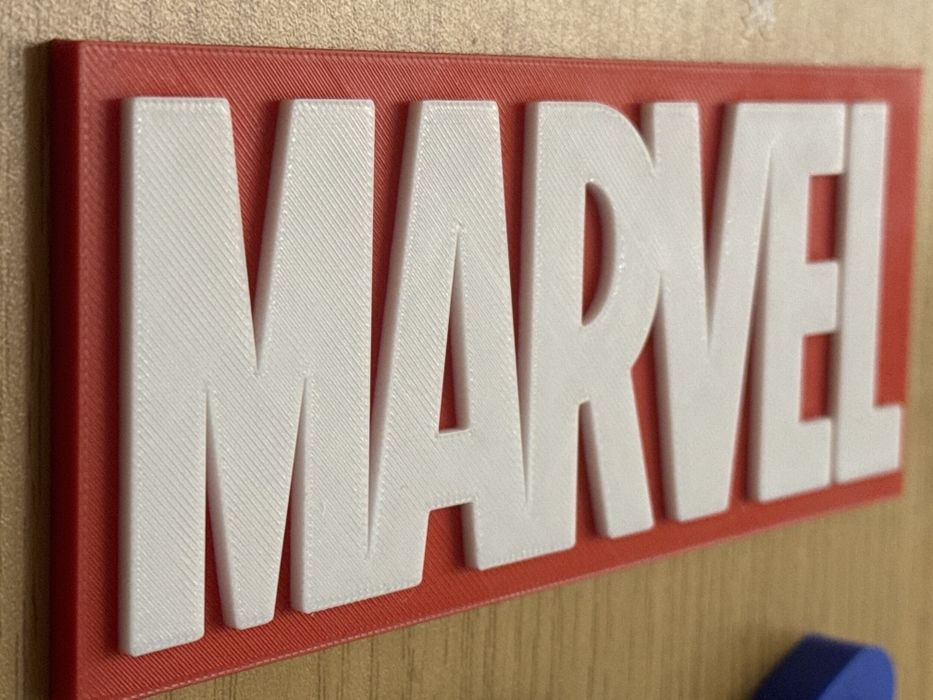 Logotipo Marvel em PLA