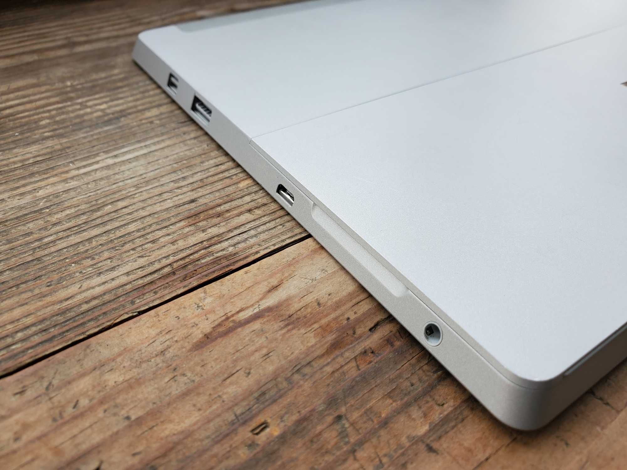 Microsoft Surface 3 2Gb/64Gb + Bluetooth клавиатура