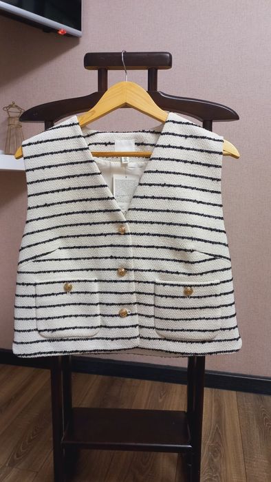 H&M новая  жилетка