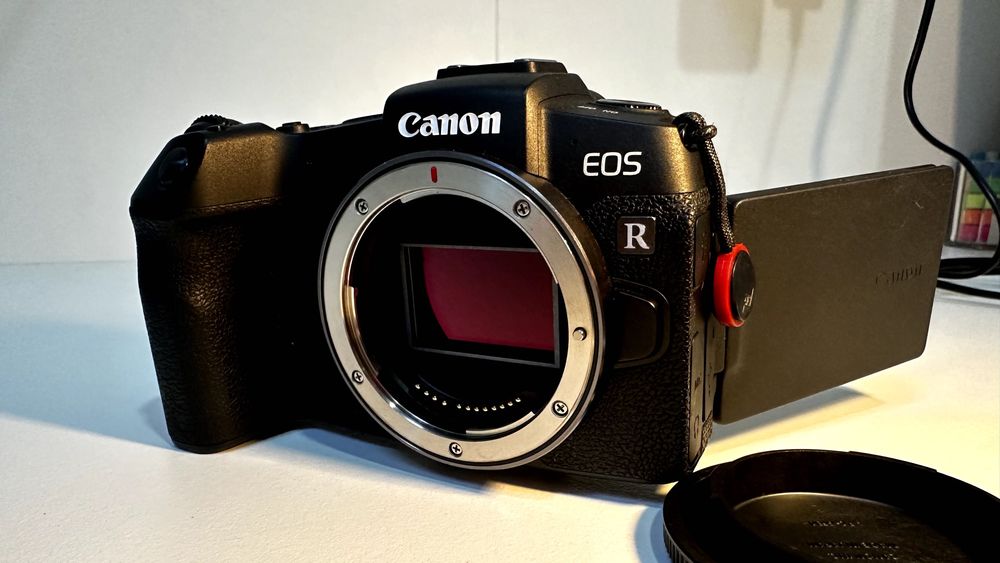 Canon EOS RP + Adaptador RF - EF + SIGMA 70-200mm F2.8 DG OS HSM EF