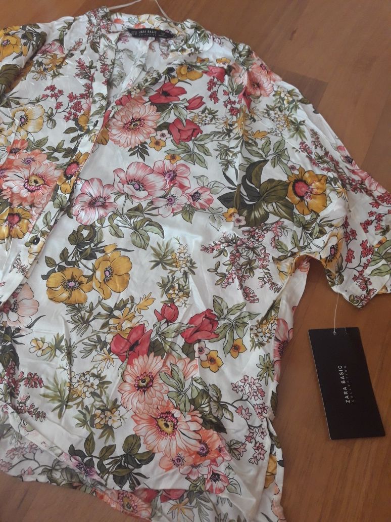 Blusa florida, Zara