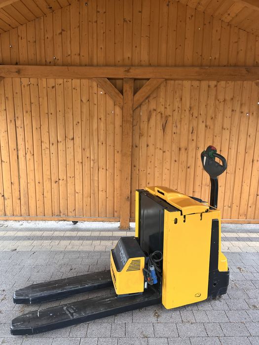 Wózek paletowy jungheinrich eje116