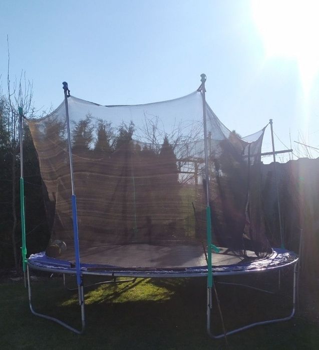 Trampolina dla dzieci