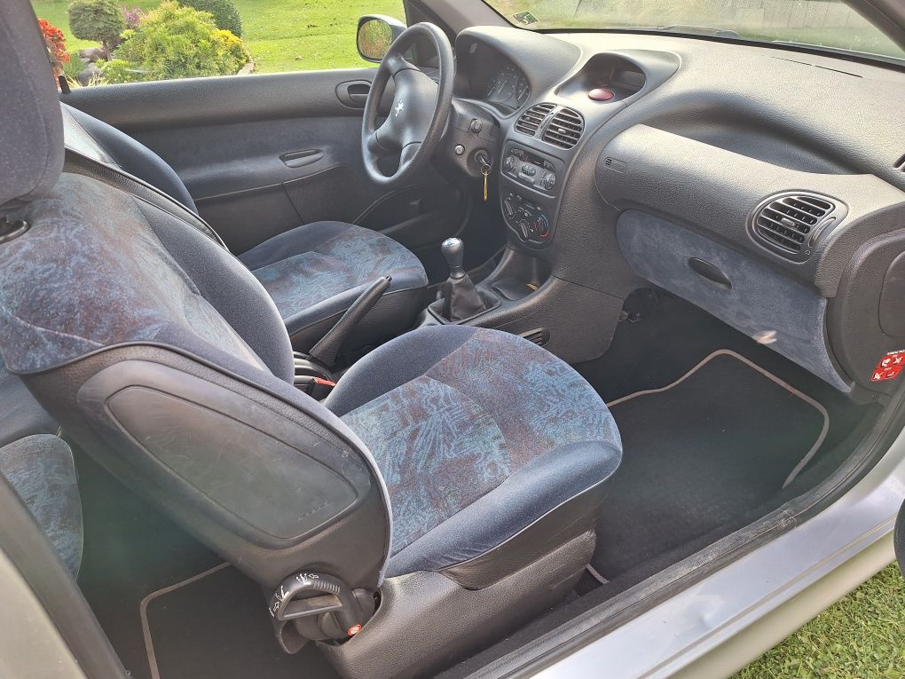 Peugeot 206 1.4 benzyna
