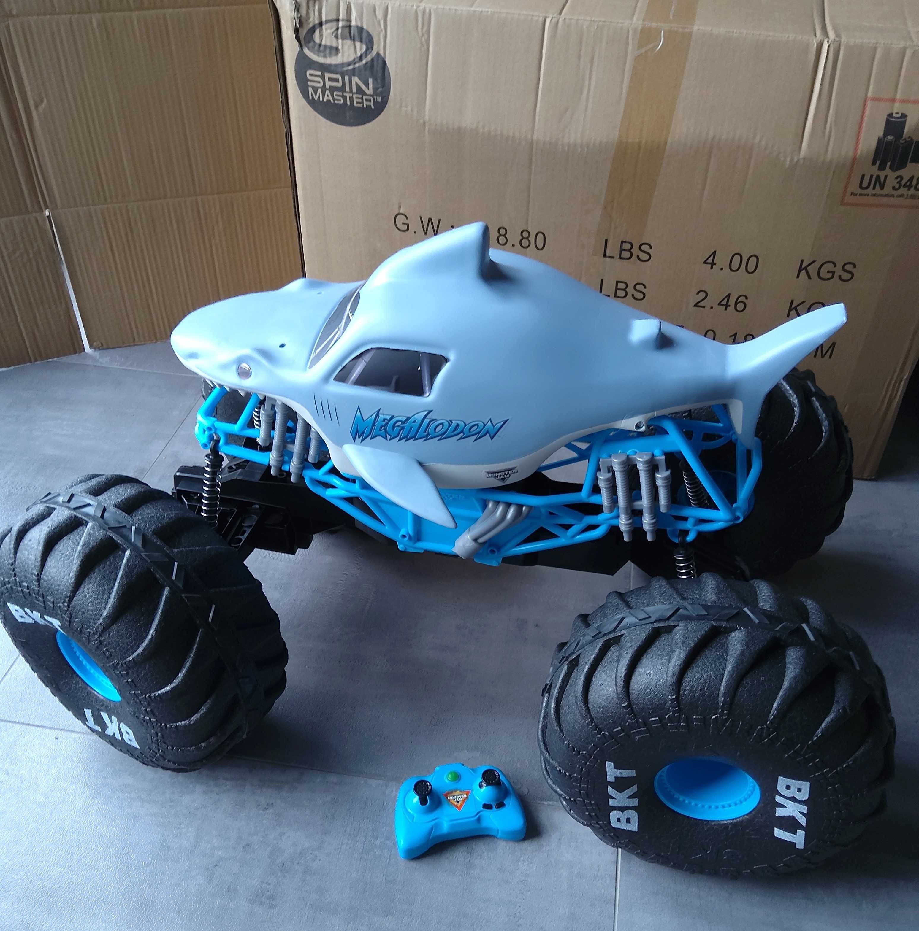 Monster Jam zdalnie sterowany Monster Truck Mega Megalodon skala 1:6
