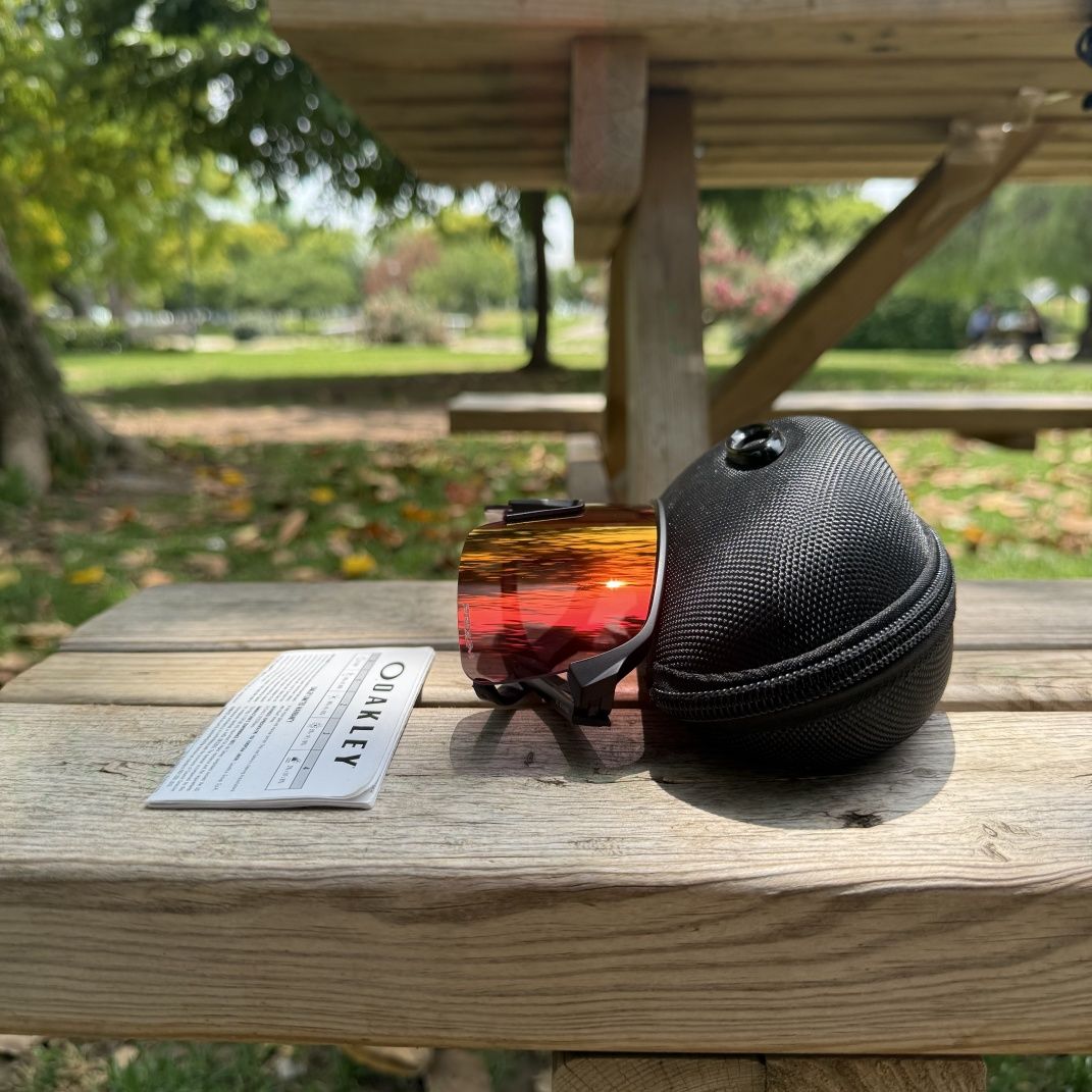 В НАЛИЧИИ | Очки Oakley Sutro Lite Черно Красные