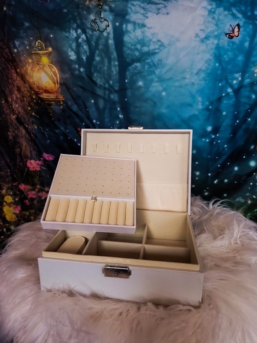 Elegancka Szkatułka BOX organizer na biżuterię