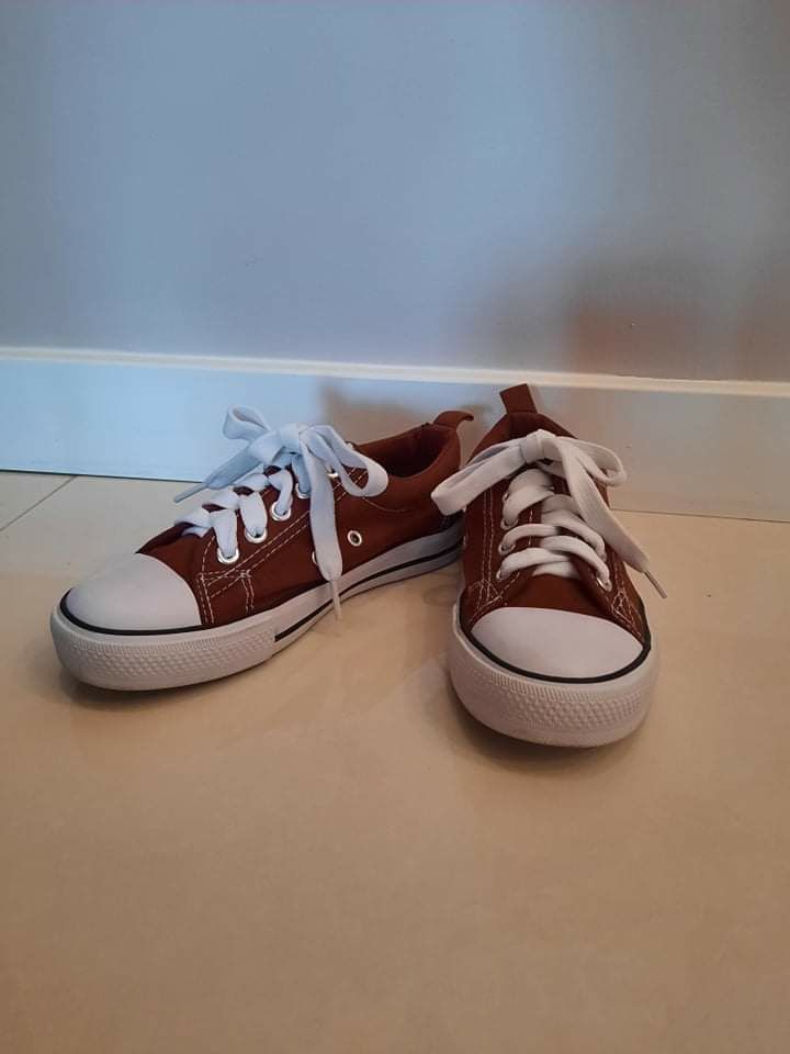 Buty trampki rozmiar 33