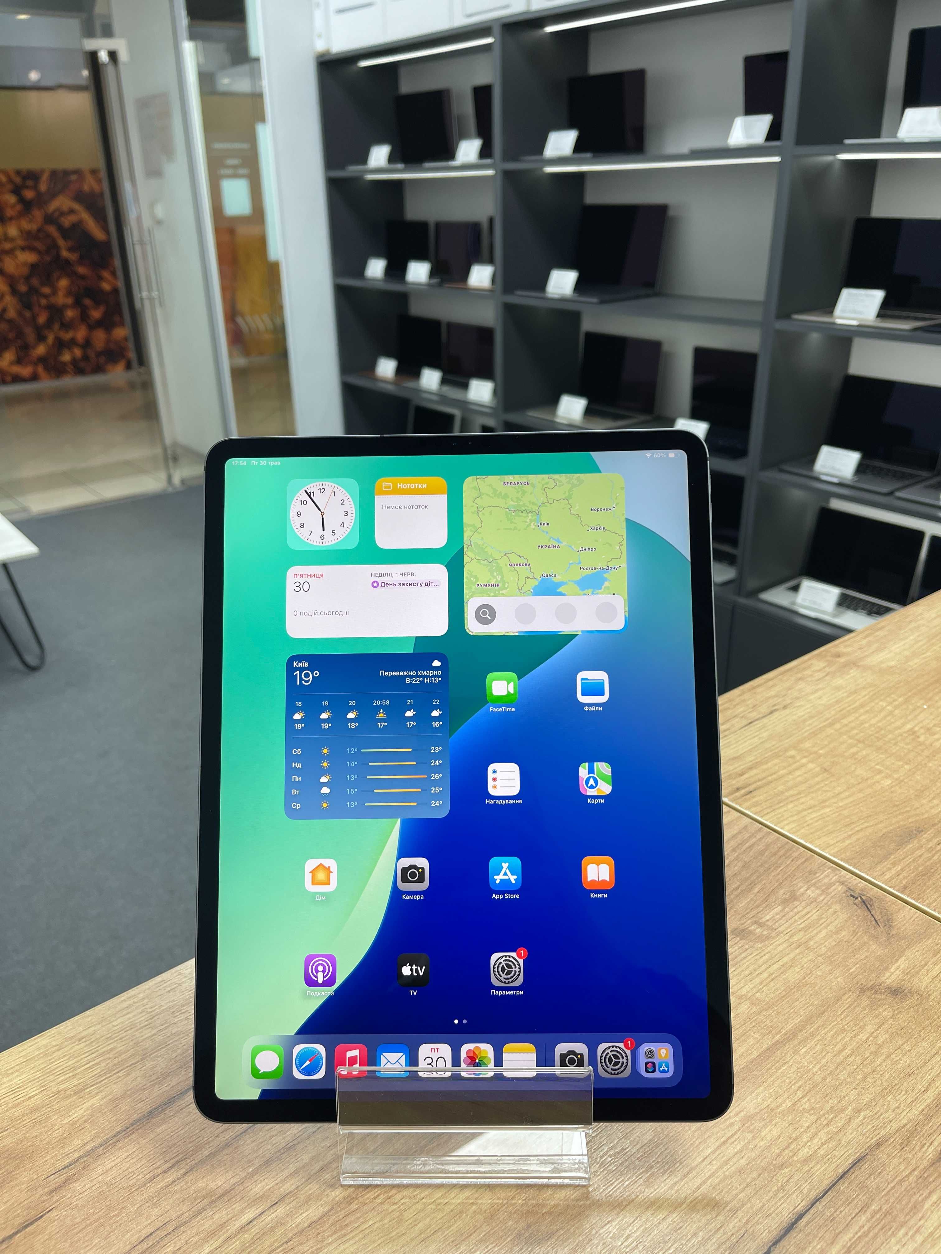 iPad Pro 12,9” 2020 512 ssd /  Wi-Fi /LTE 03436SV