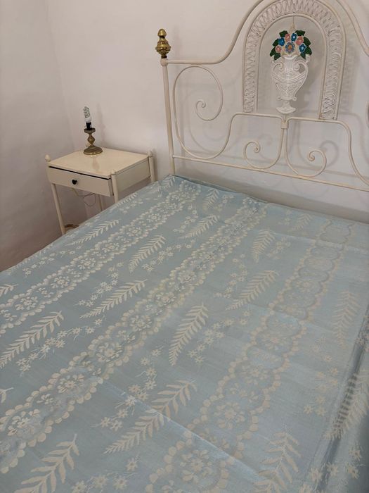 Colcha azul antiga 2,00x2,30 mts