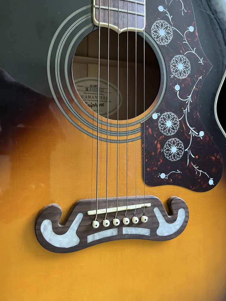Epiphone J200 VS, Gitara akustyczna