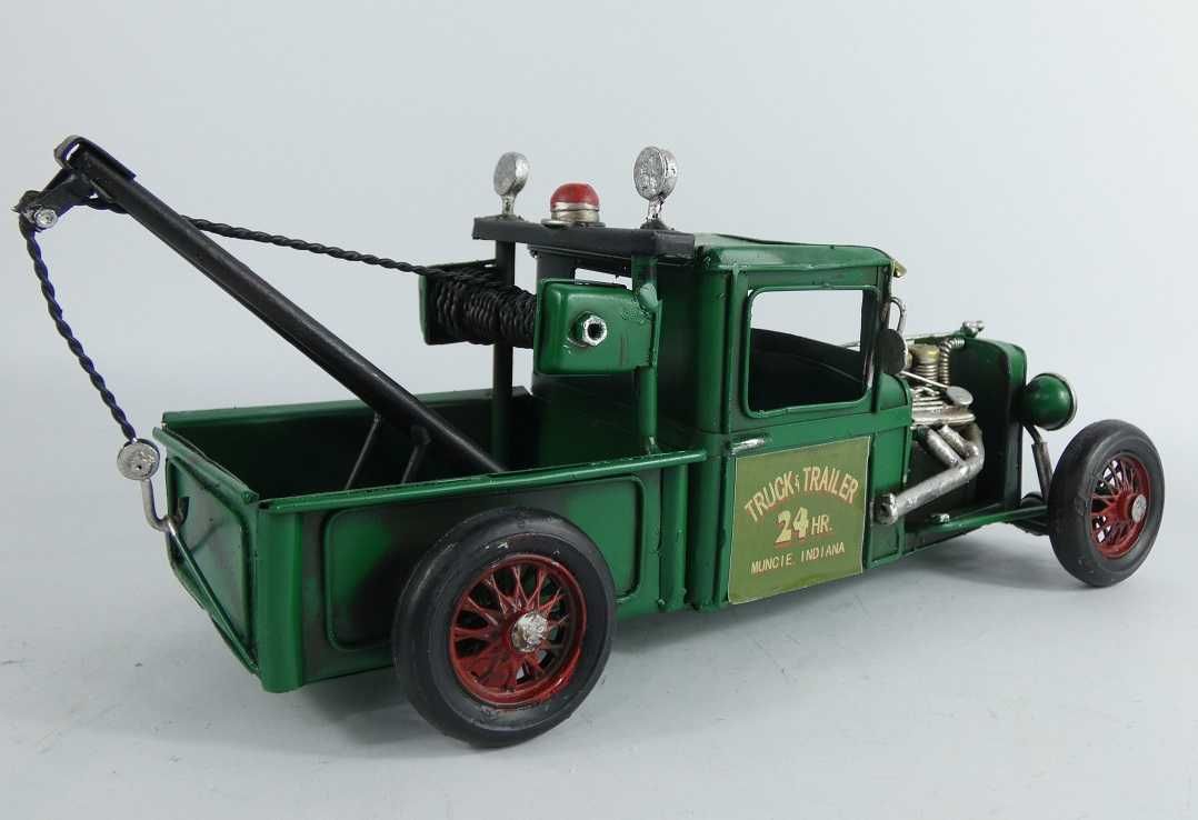 Metalowy model pojazd HOT ROD auto pomoc drogowa holownik 33 cm