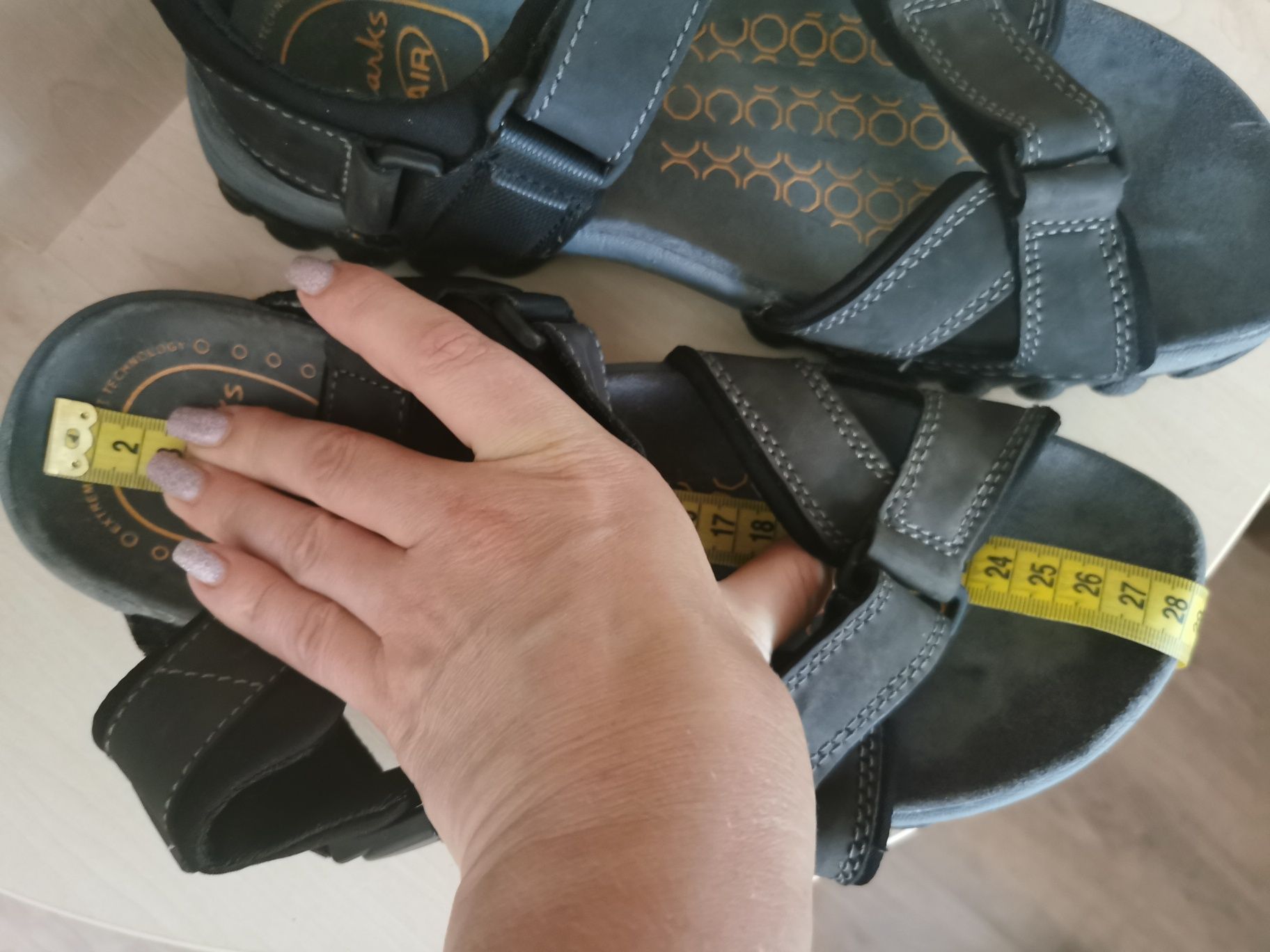 Кожаные босоножки Clarks Active Air стелька 28 см