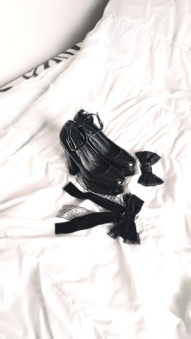 Buty platformy na obcasie