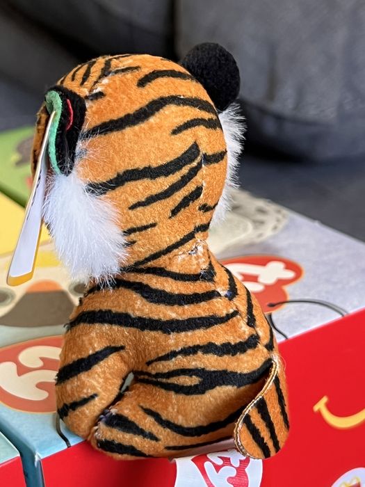 Bonecos happy meal m donalds 20€ todos