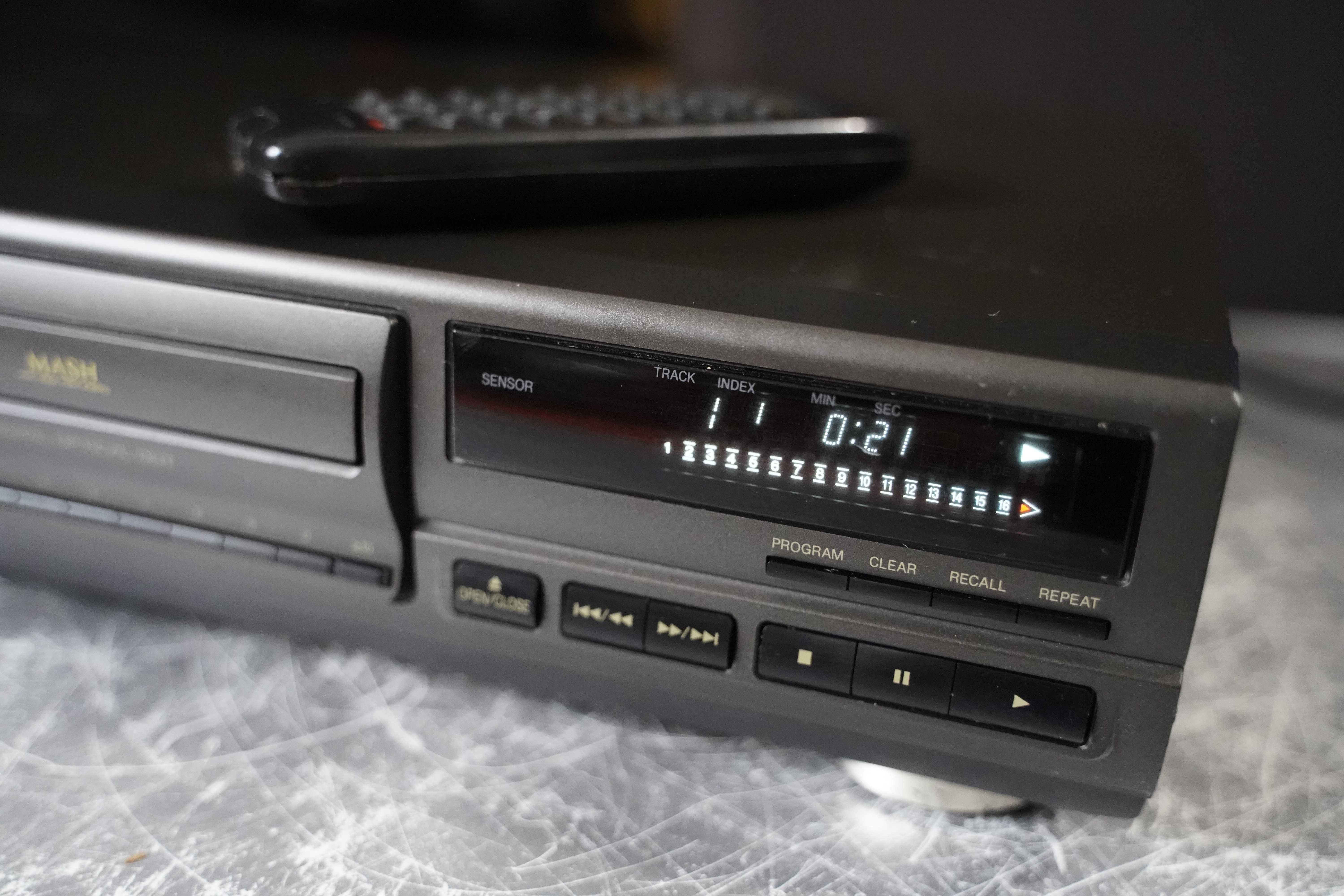 Odtwarzacz CD TECHNICS SLPG 590A-optical-pilot oryg.