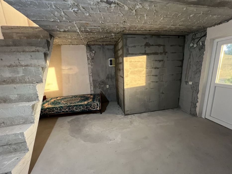 Продаж нового гарного будинку, масив Світанок. Є всі комунікації Торг