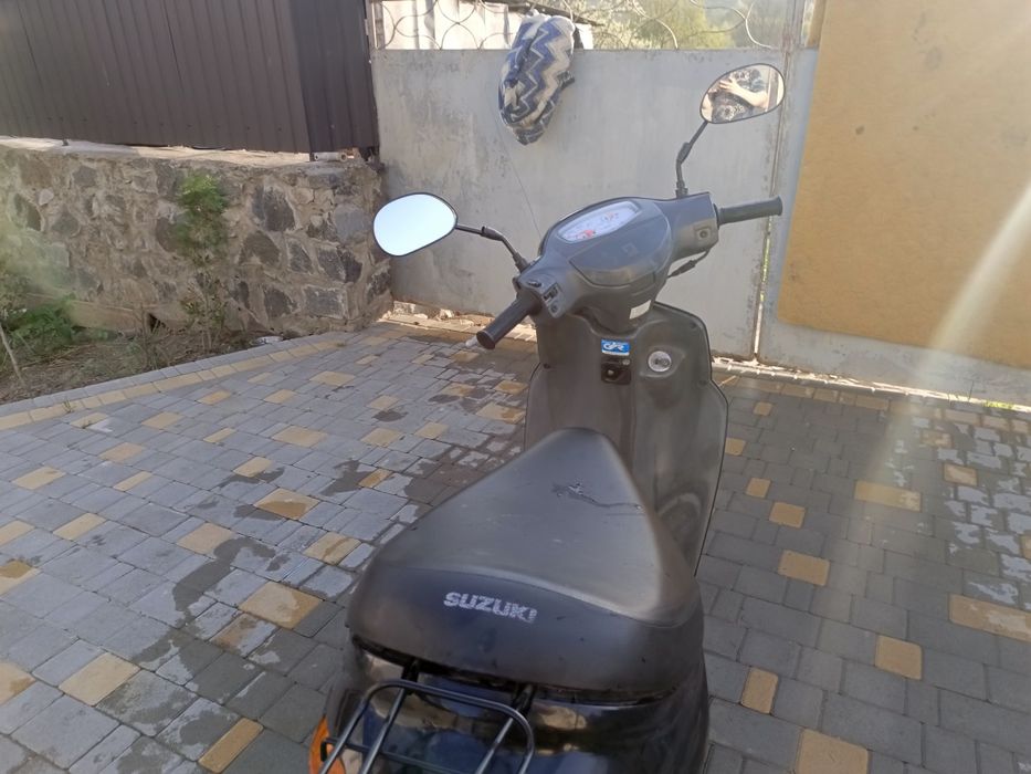 Продається  скутер suzuki lets 5 в хорошому стані