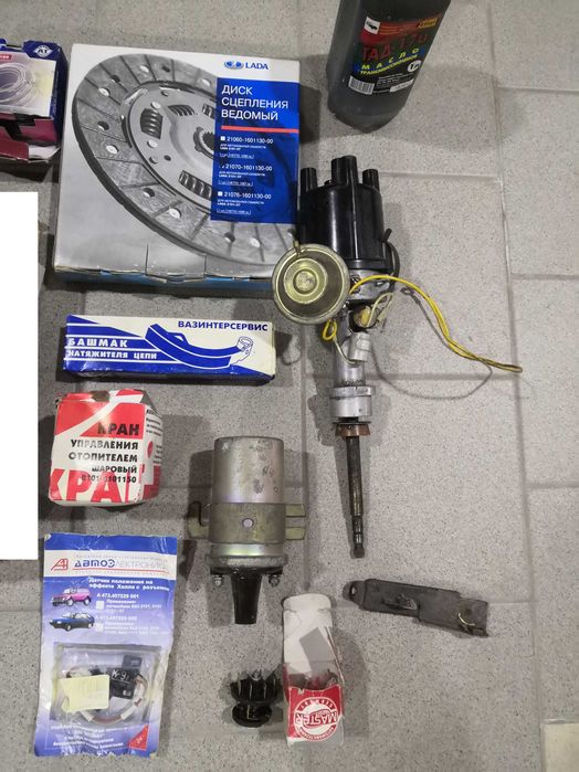 Запчастини ВАЗ 2106 (2101, 2102, 2104) амортизатори, щеплення, колодки