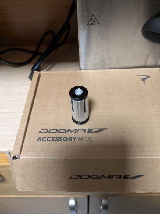 Korek kierownicy Pinarello Dogma F