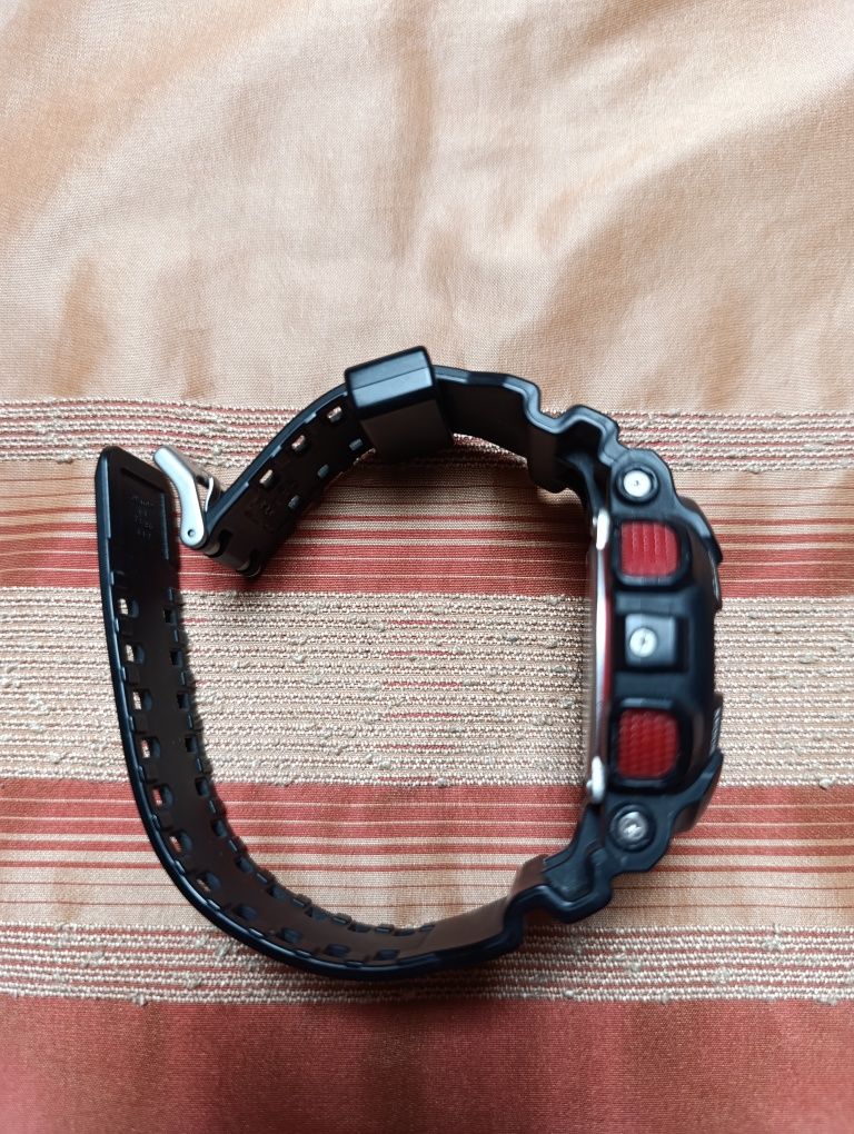 годинник CASIO G-Shock GA-100-1A4ER
