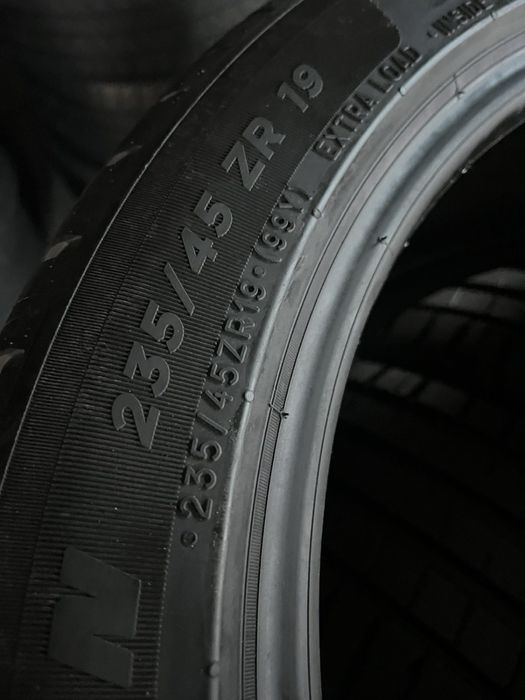 235/45/19 R19 Michelin Pilot Sport 5 4шт нові