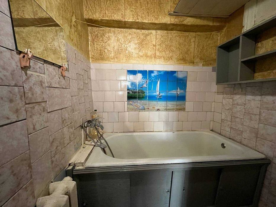 Продаж 3-кім сталінки Піонер АВТОНОМКА