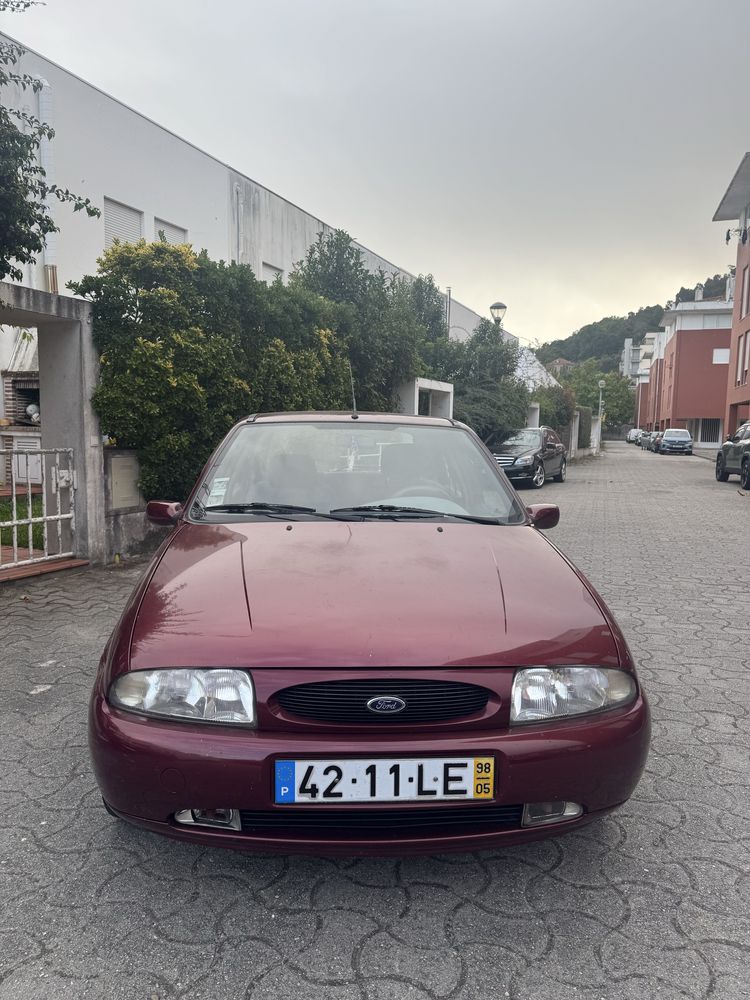 Ford Fiesta 1.2 gasolina