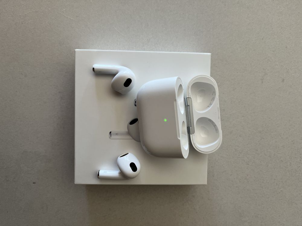Apple AirPods (3 Geração) *c/fatura de compra