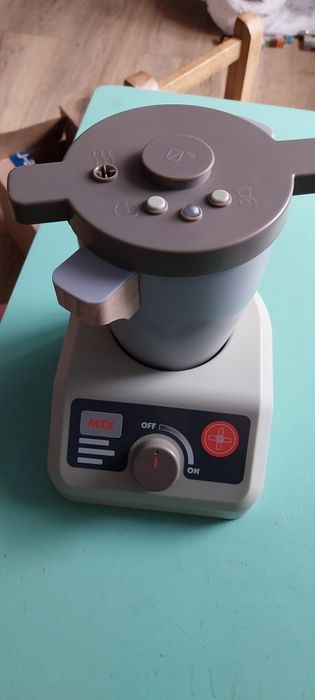 Lidlomix zabawka robot kuchenny drewniany