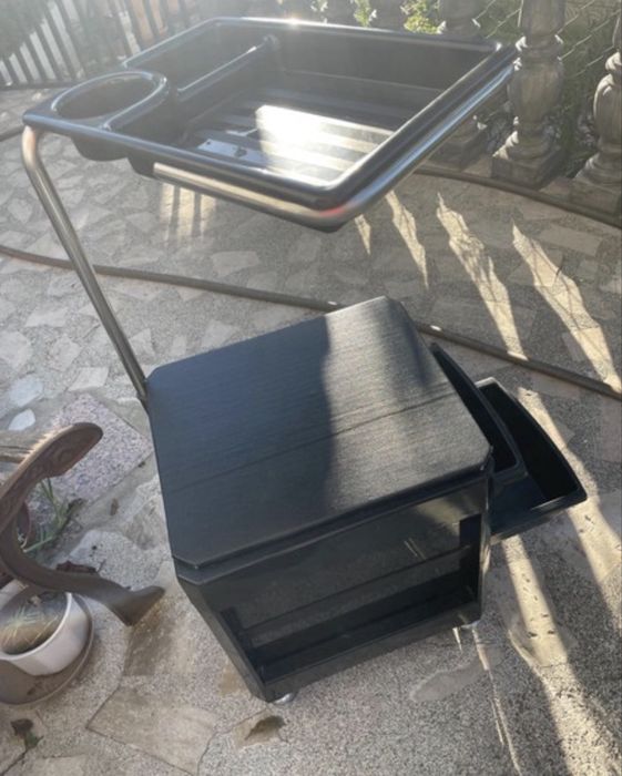 Carro manicure e pedicure