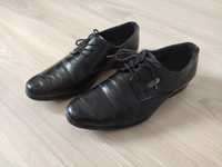 Czarne pantofle na komunię rozm. 35 eleganckie