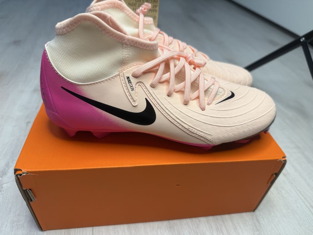 Бутси Nike Phantom Luna II Academy FD6725 (800)