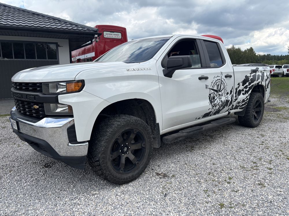 Chevrolet Silverado - 2019 rok - 4x4  - nie f150 dodge ram - ZAMIANA