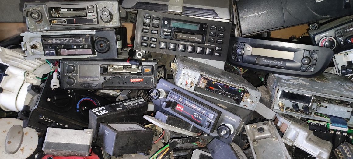 Radio samochodowe oryginalne zabytek