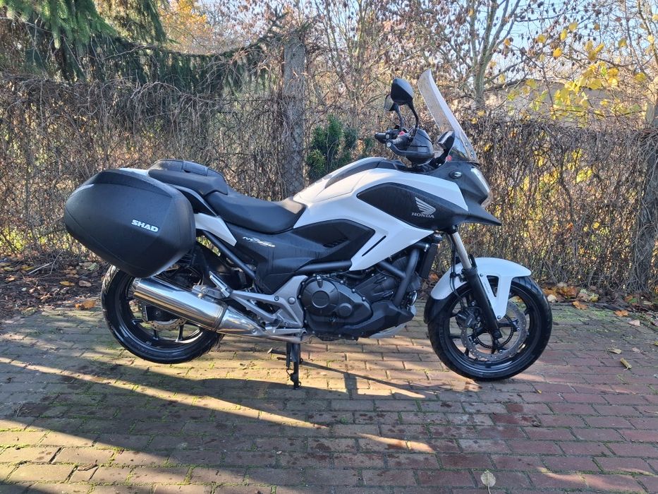 Honda nc 750x 2015r. doinwestowany bezwypadkowa 21 tyś. Km.